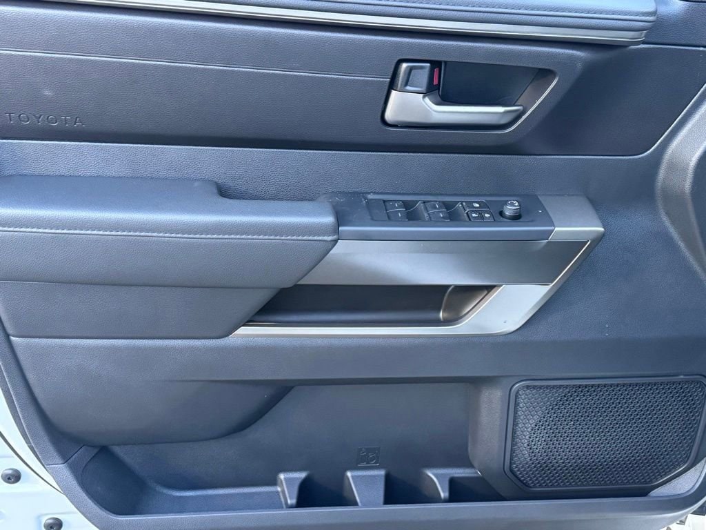 2026 Toyota Tundra SR5 - Photo 27