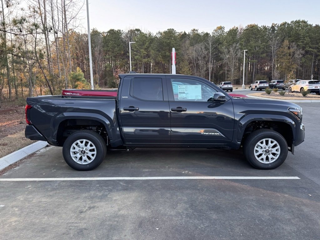 New 2025 Toyota Tacoma SR5 Truck Double Cab