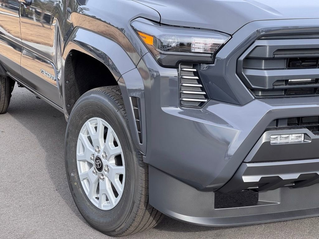2026 Toyota Tacoma SR5 - Photo 42