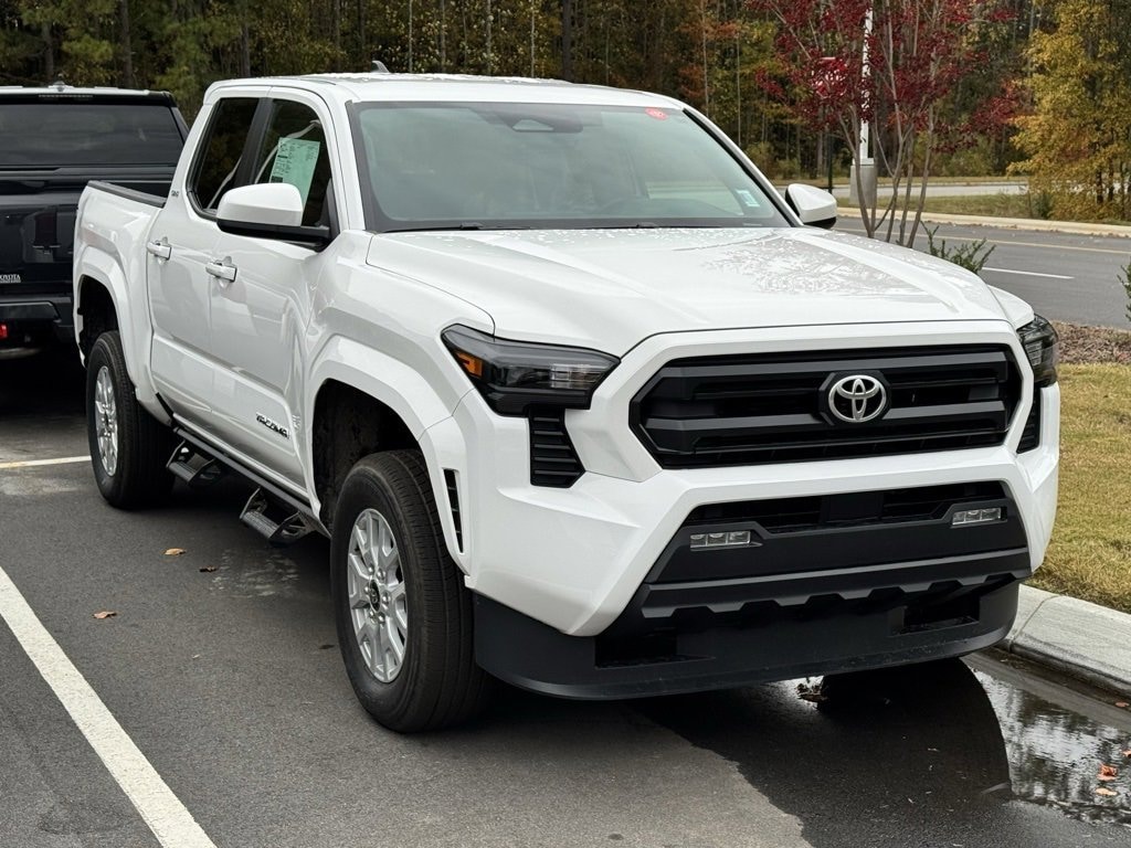 New 2025 Toyota Tacoma SR5 Truck Double Cab