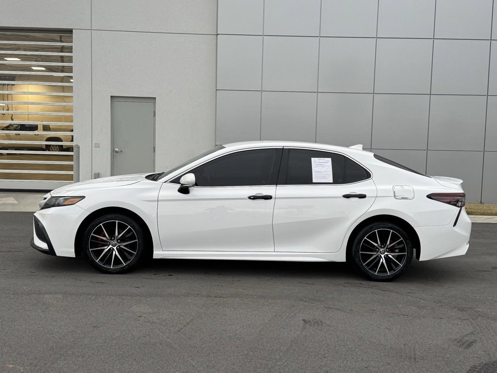 Used 2024 Toyota Camry SE Sedan