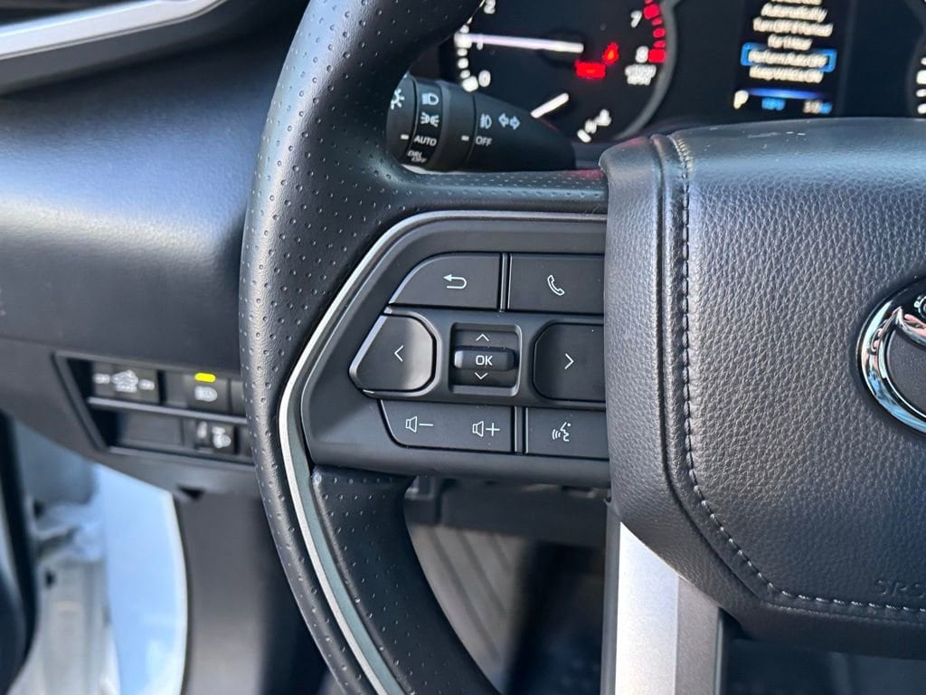 2026 Toyota Tundra SR5 - Photo 17