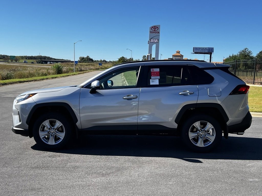 New 2025 Toyota RAV4 XLE SUV