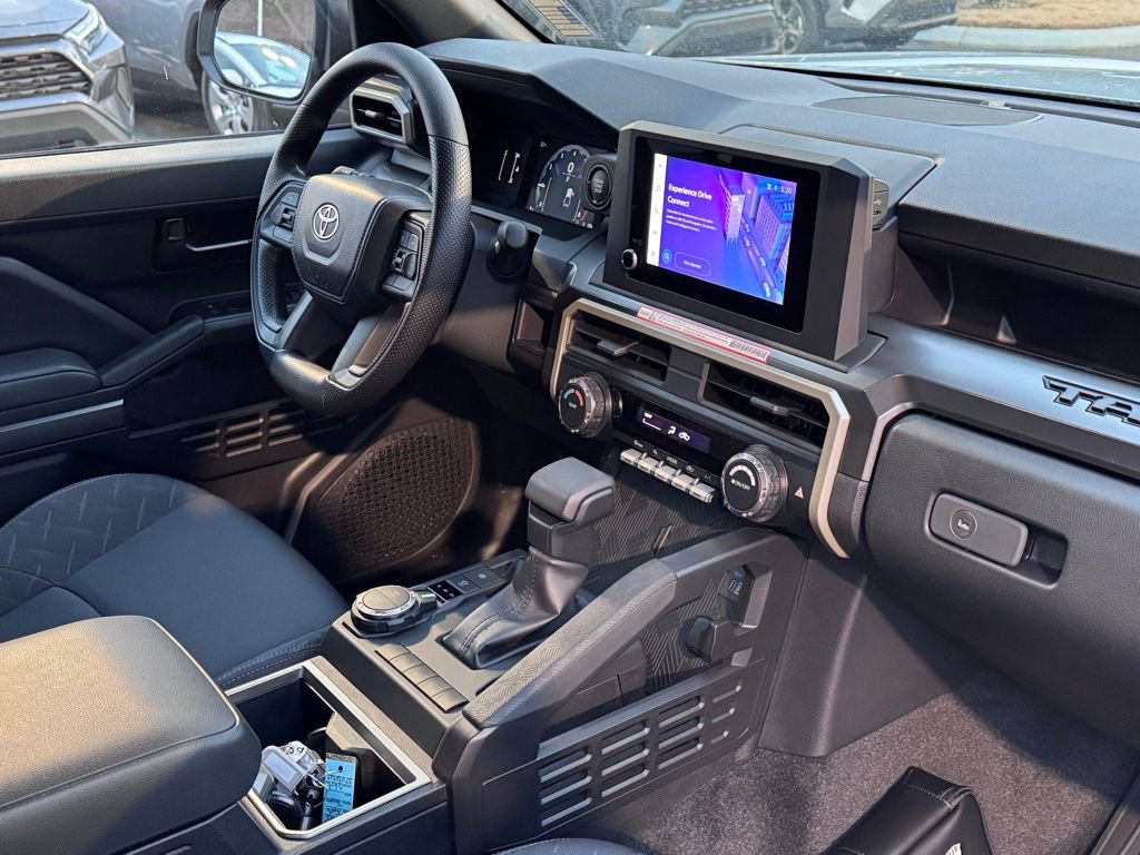 2025 Toyota Tacoma SR5 - Photo 7