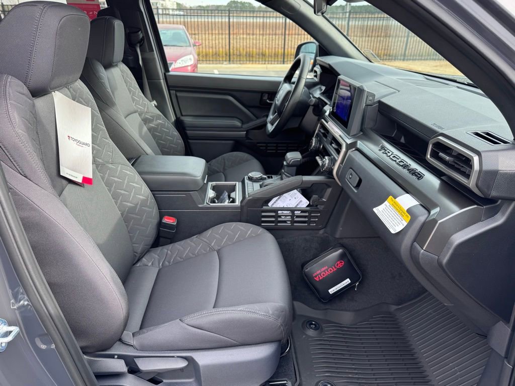 2026 Toyota Tacoma SR5 - Photo 27