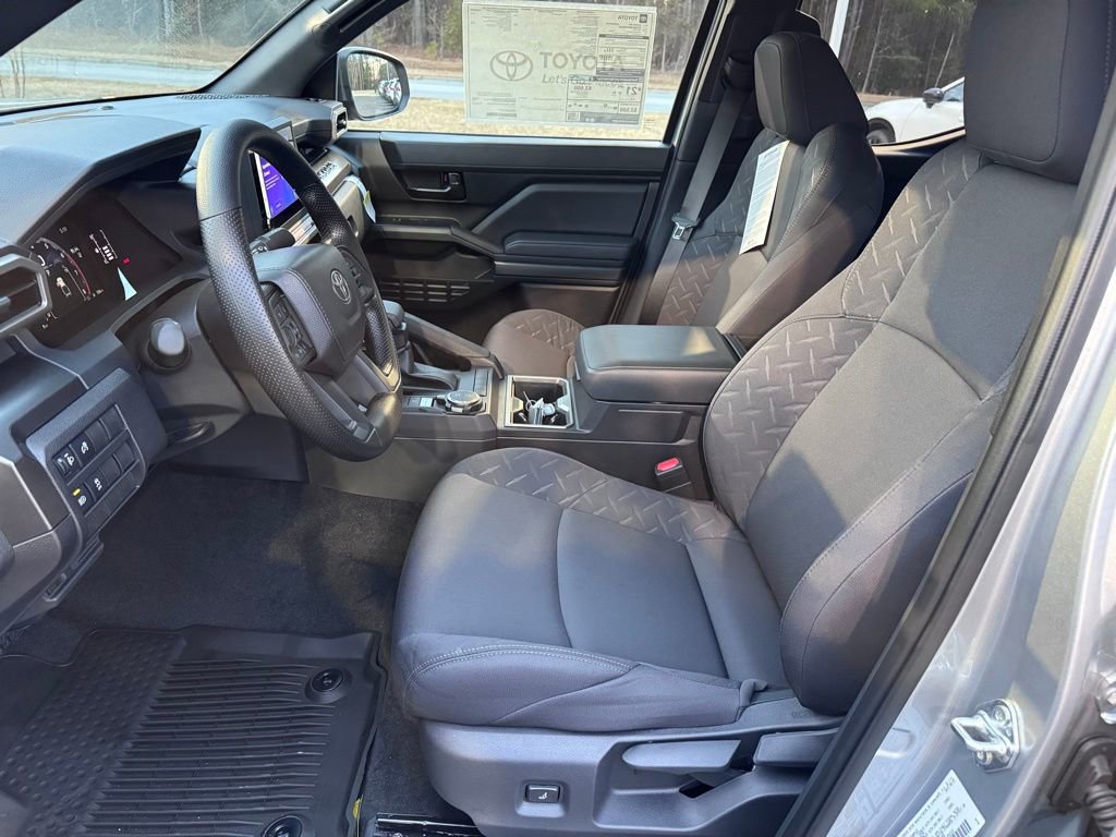 2025 Toyota Tacoma SR5 - Photo 12