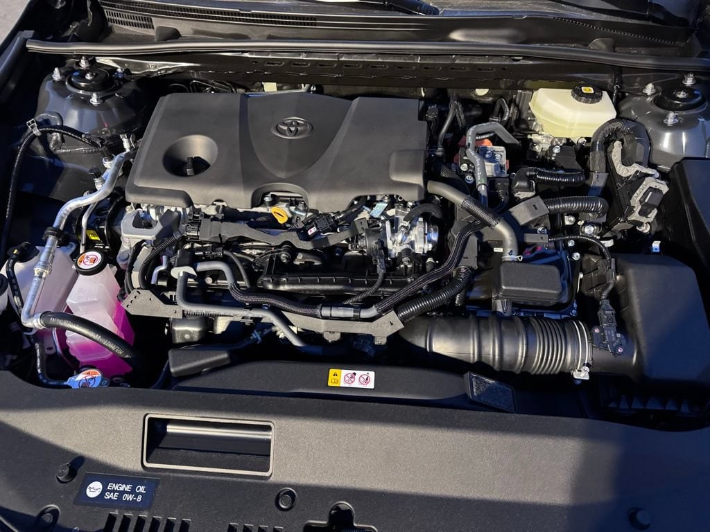 2026 Toyota Camry SE - Photo 10