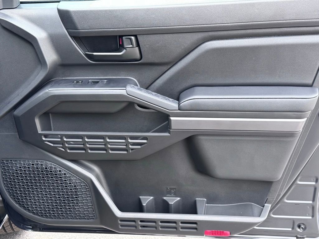 2026 Toyota Tacoma SR5 - Photo 28