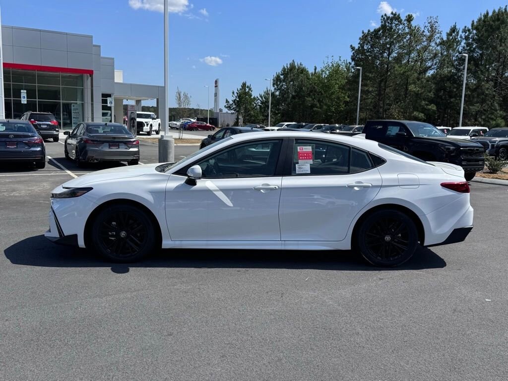 New 2026 Toyota Camry SE Sedan