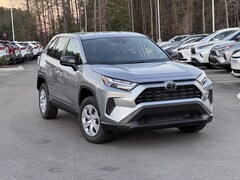2025 Toyota RAV4 LE SUV