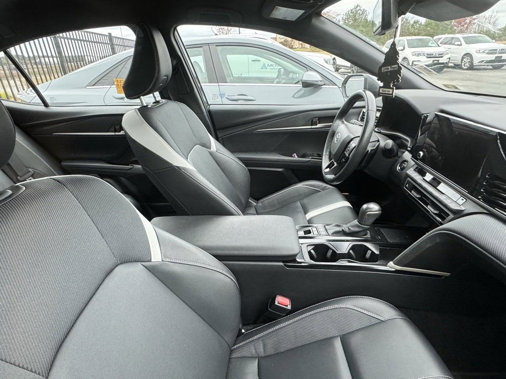 Used 2025 Toyota Camry SE Sedan