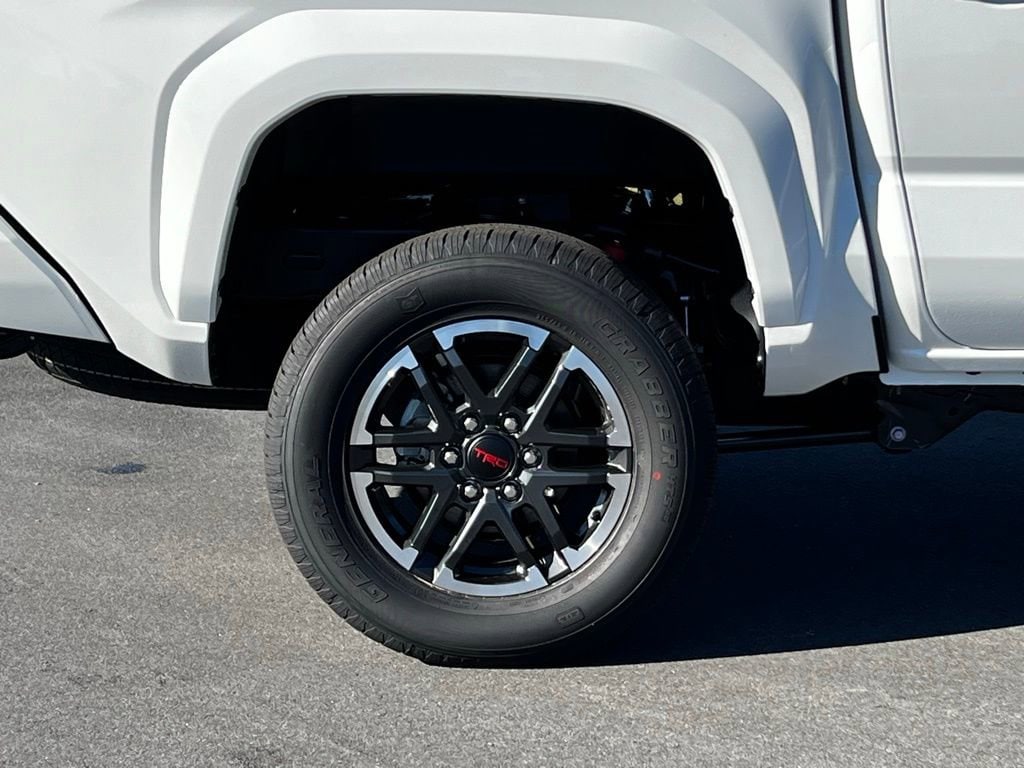 2025 Toyota Tacoma TRD Sport - Photo 42