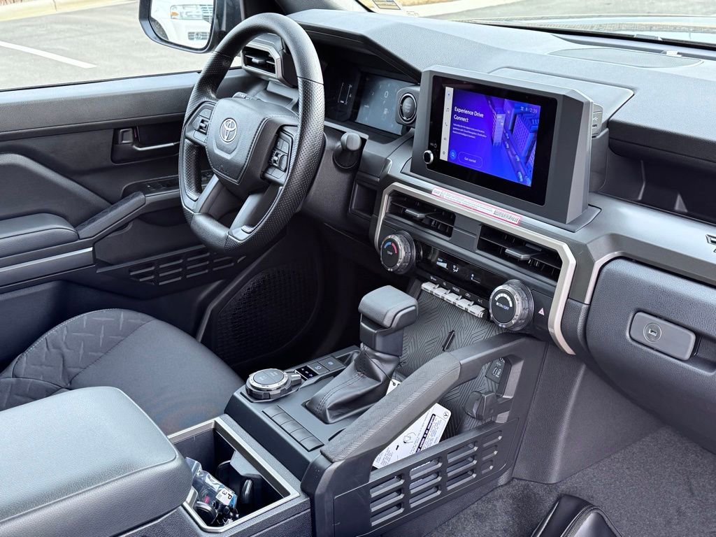 2026 Toyota Tacoma SR5 - Photo 7