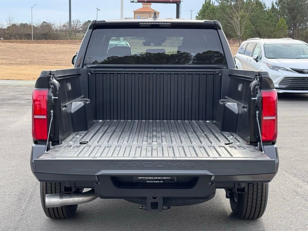 2026 Toyota Tacoma SR5 - Photo 21
