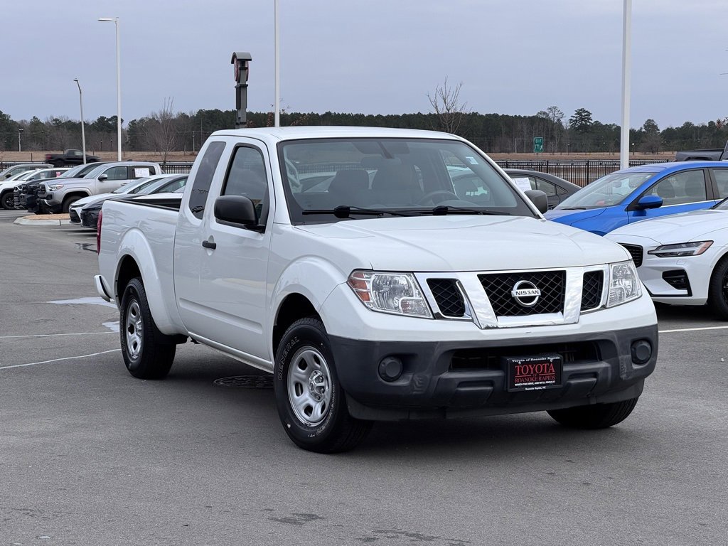 2019 Nissan Frontier S's photo