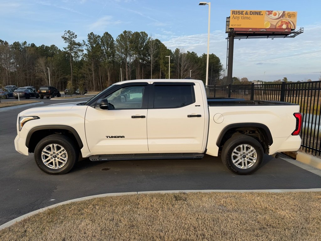 2023 Toyota Tundra SR5 photo 2