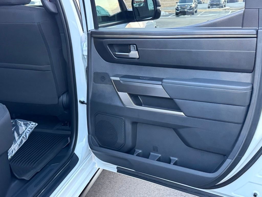 2026 Toyota Tundra SR5 - Photo 30