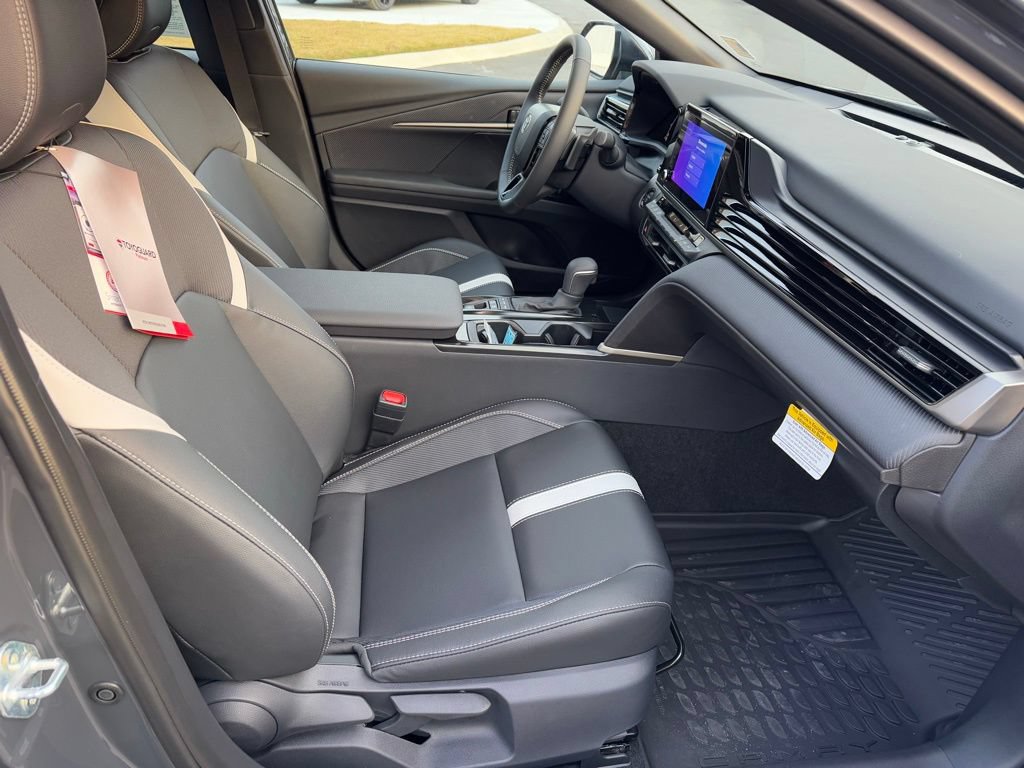 2026 Toyota Camry SE - Photo 27