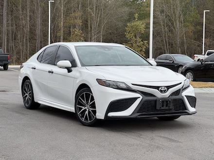2024 Toyota Camry SE Sedan