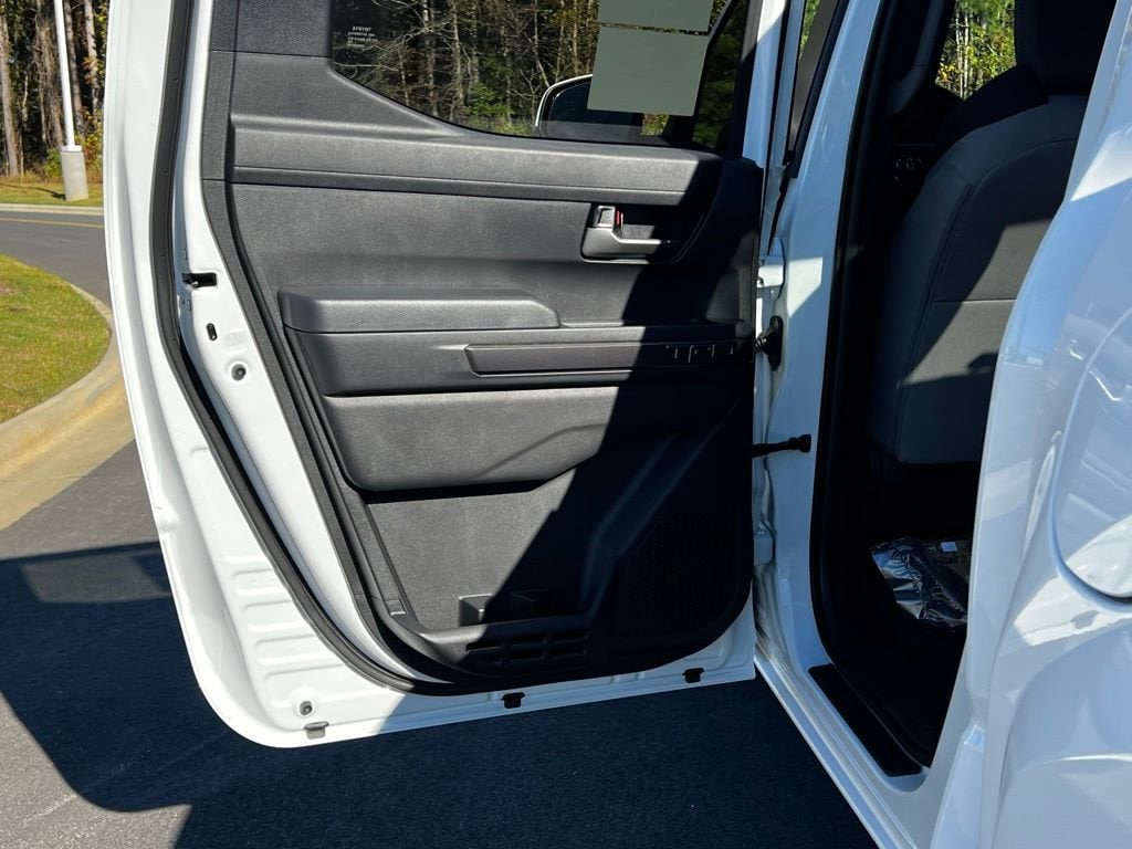 2025 Toyota Tacoma TRD Sport - Photo 33