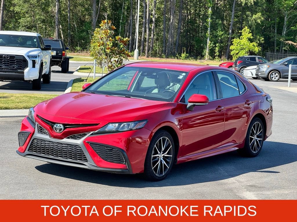Used 2022 Toyota Camry SE with VIN 4T1G11AK6NU032710 for sale in Roanoke Rapids, NC