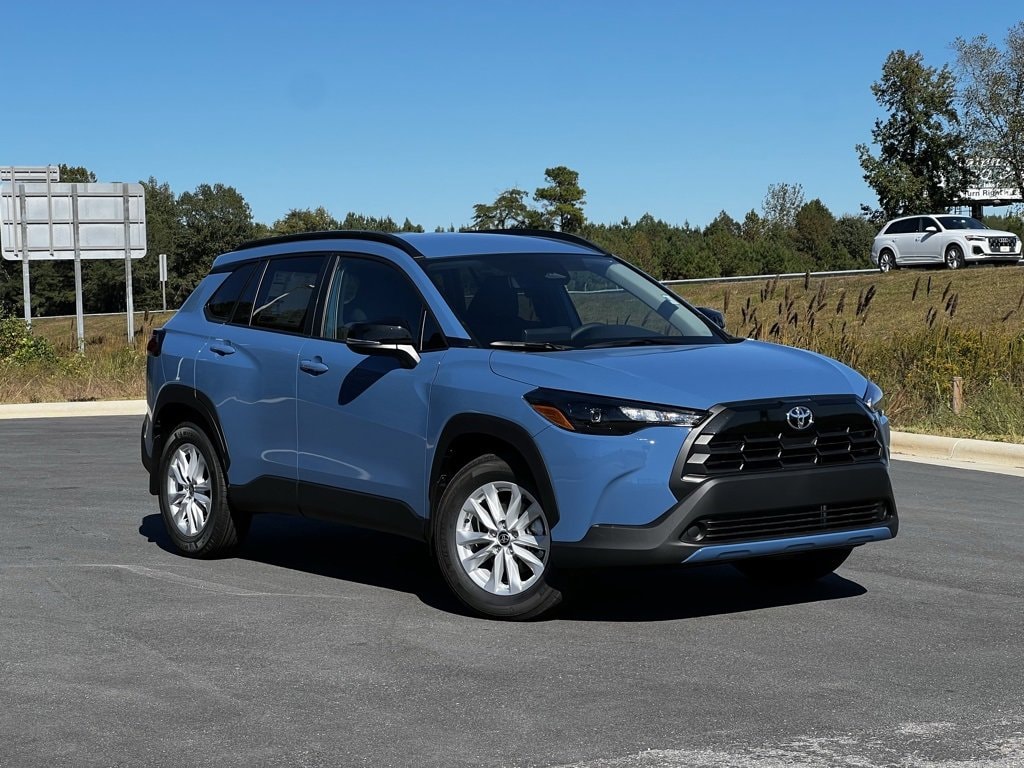 2026 Toyota Corolla Cross LE