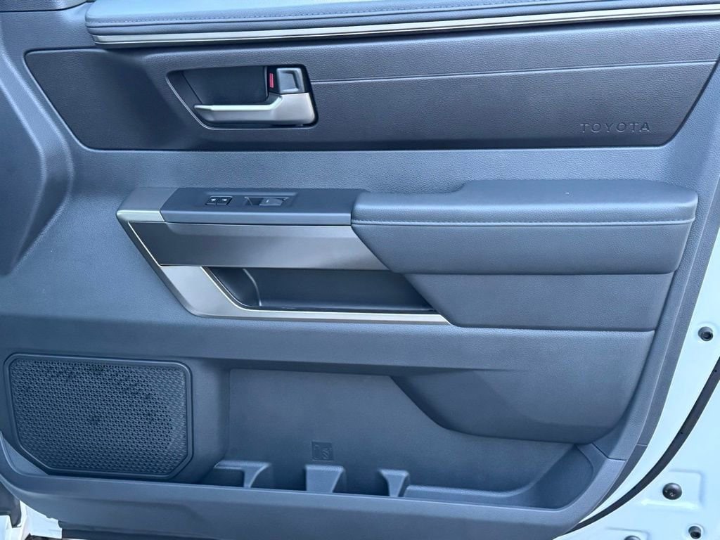 2026 Toyota Tundra SR5 - Photo 29