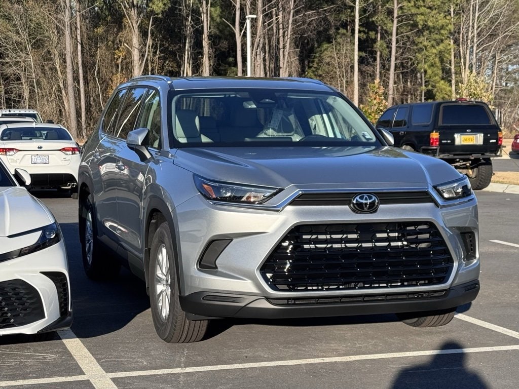 2026 Toyota Grand Highlander XLE's photo