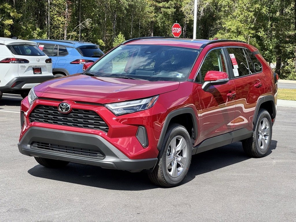 New 2025 Toyota RAV4 XLE SUV