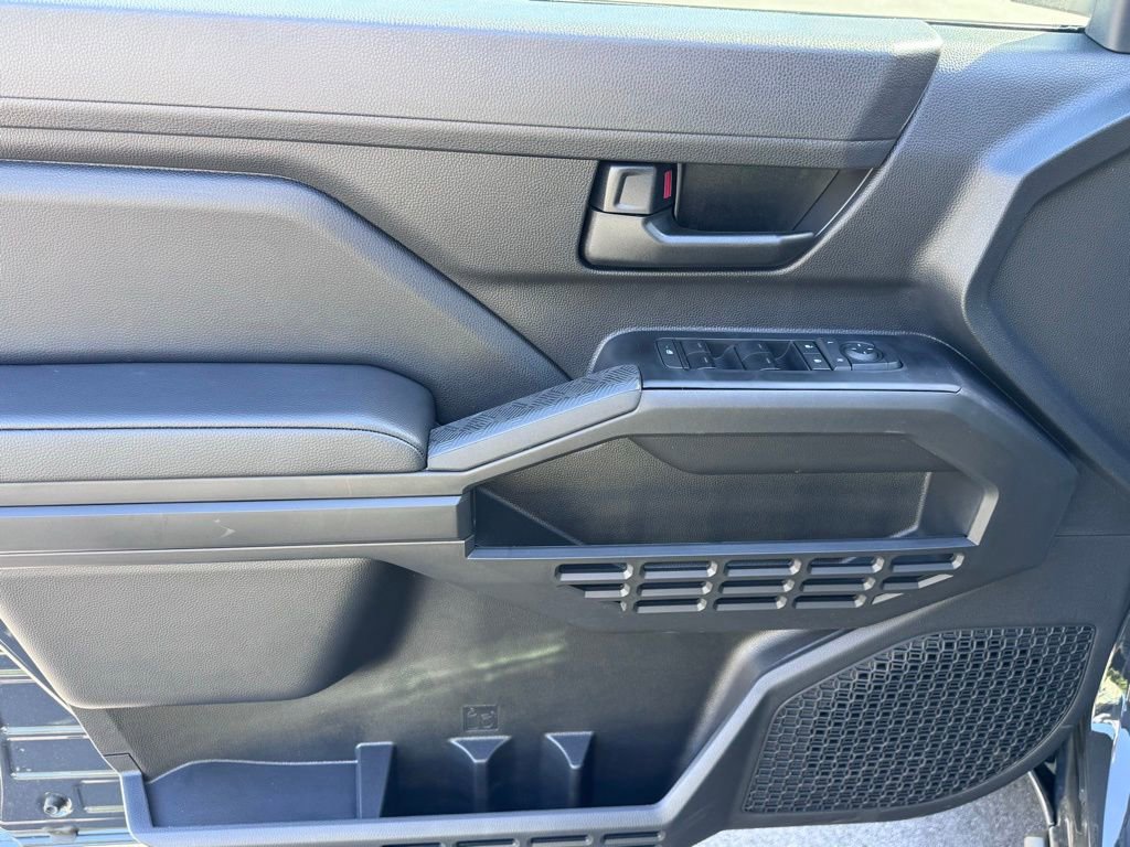2026 Toyota Tacoma SR - Photo 25