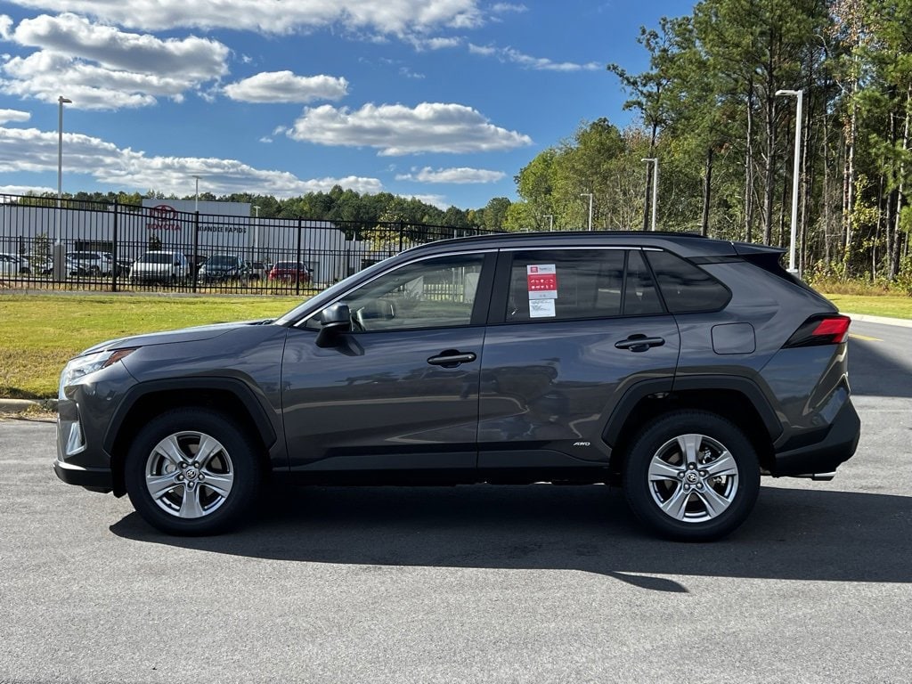 New 2025 Toyota RAV4 Hybrid LE SUV