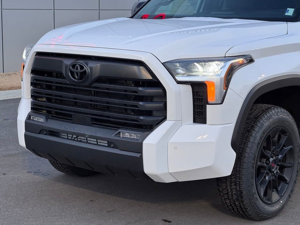2026 Toyota Tundra SR5 - Photo 36