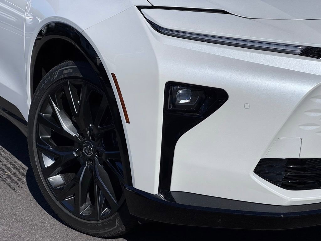 2025 Toyota Crown Signia Limited - Photo 45