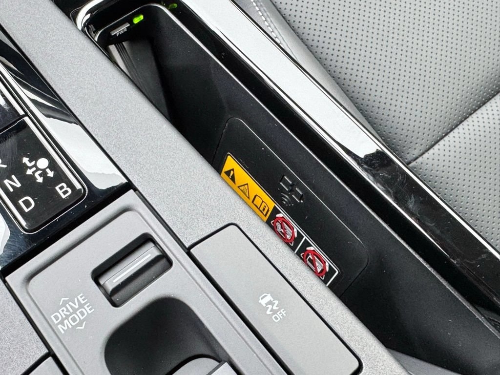2026 Toyota Prius Nightshade - Photo 32