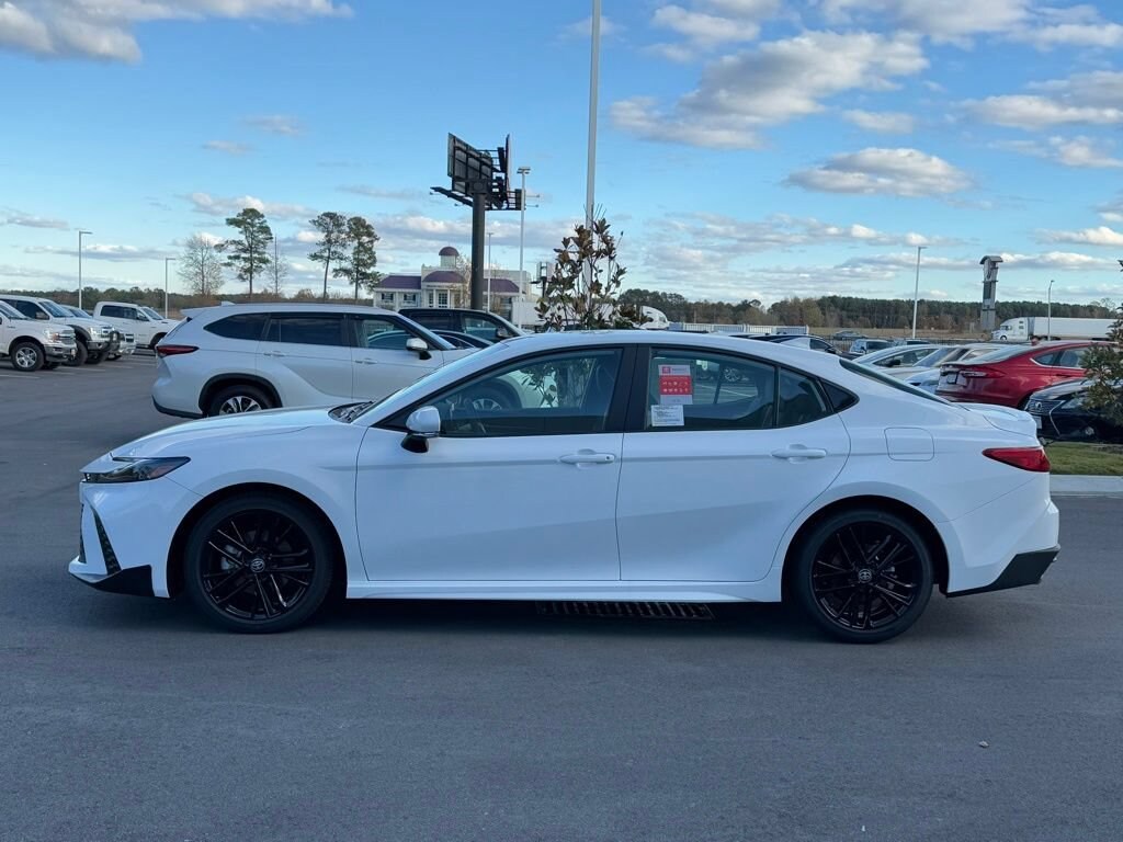 New 2026 Toyota Camry SE Sedan