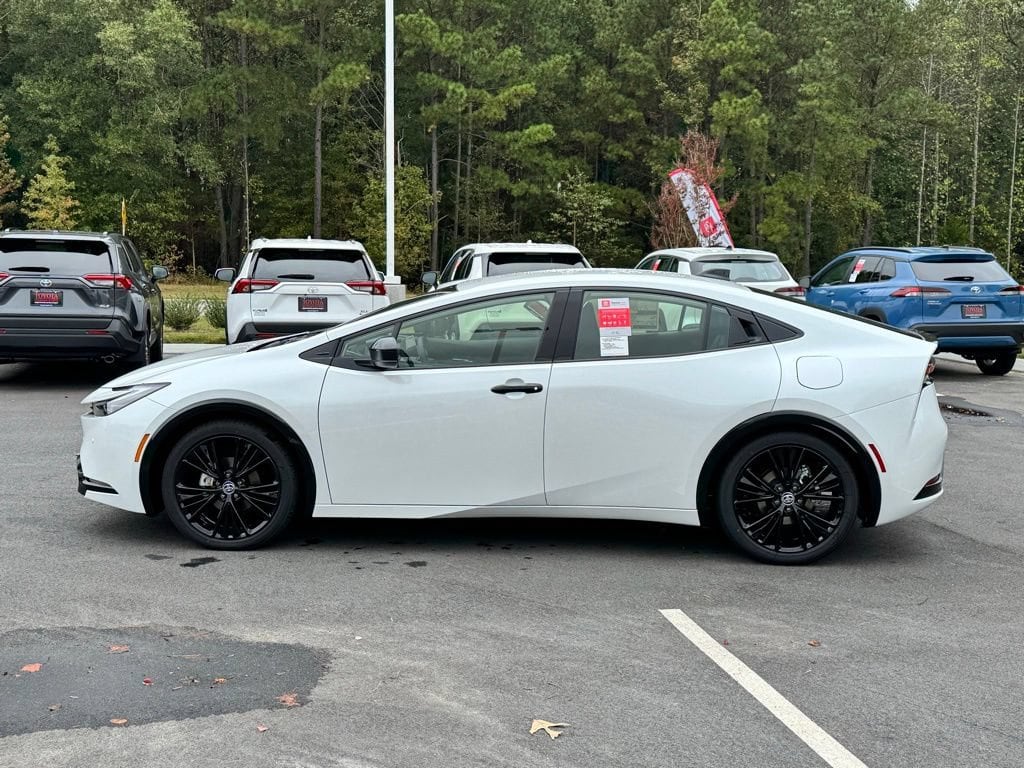 2026 Toyota Prius Nightshade - Photo 3