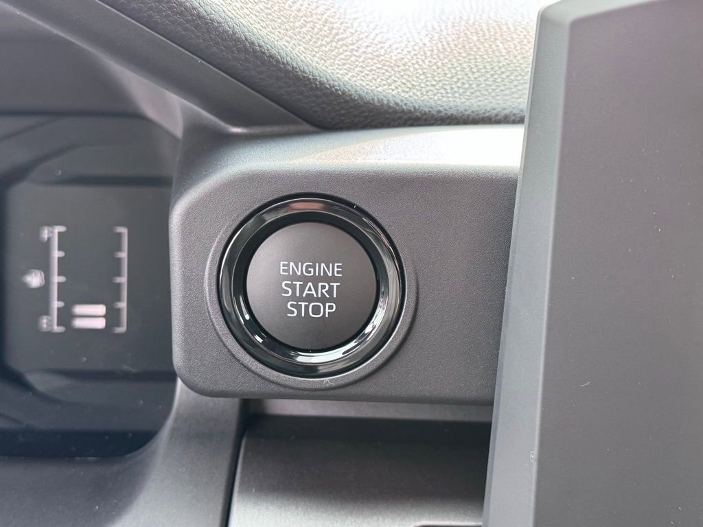 2026 Toyota Tacoma SR5 - Photo 19