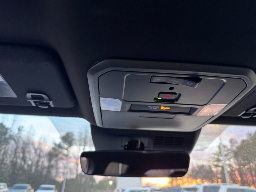 2025 Toyota Tacoma SR5 - Photo 34