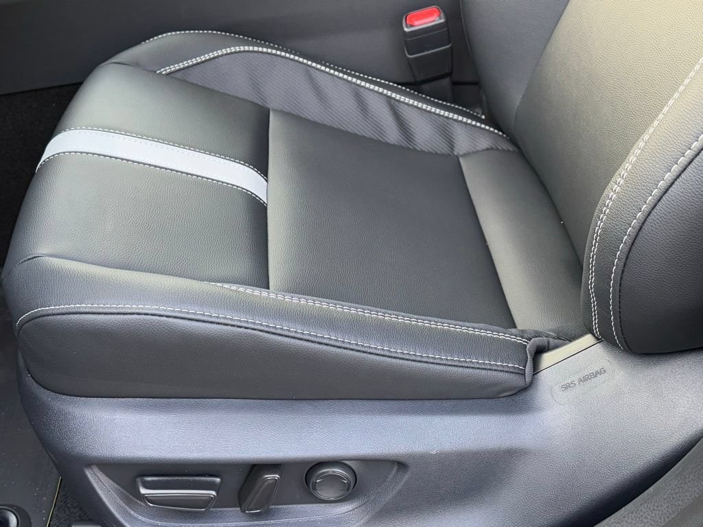 2026 Toyota Camry SE - Photo 25