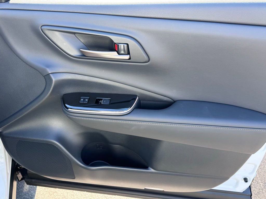 2025 Toyota Crown Signia Limited - Photo 25