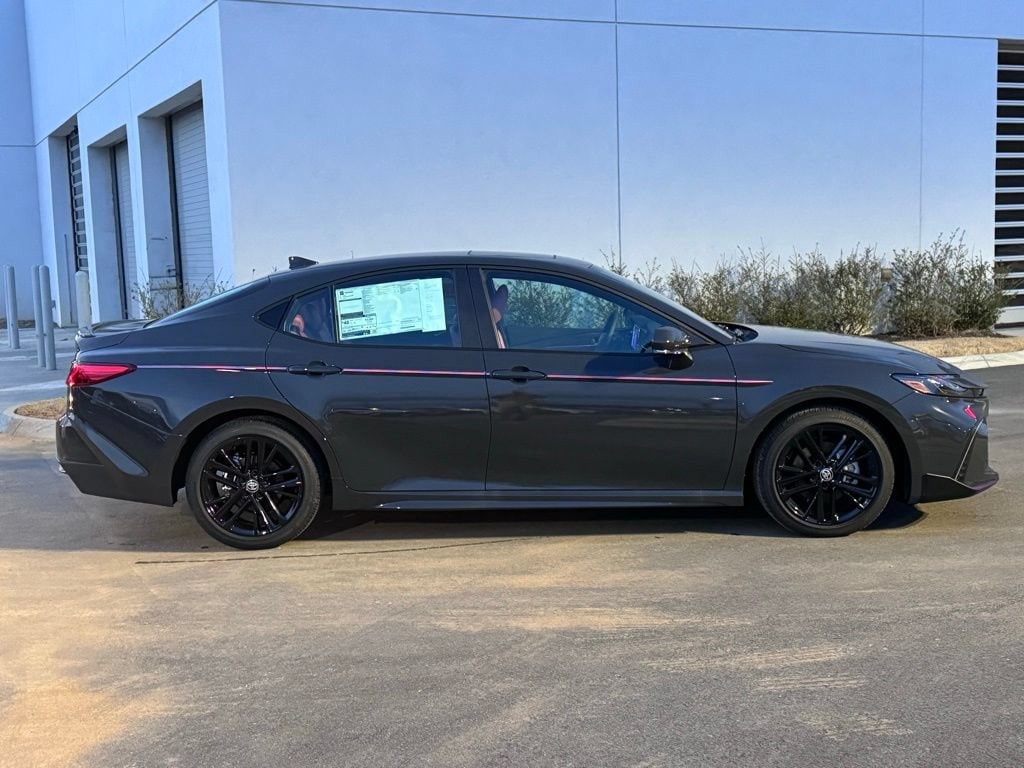 2026 Toyota Camry SE - Photo 26