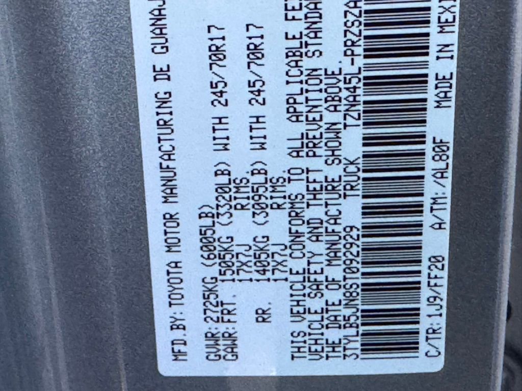 2025 Toyota Tacoma SR5 - Photo 41