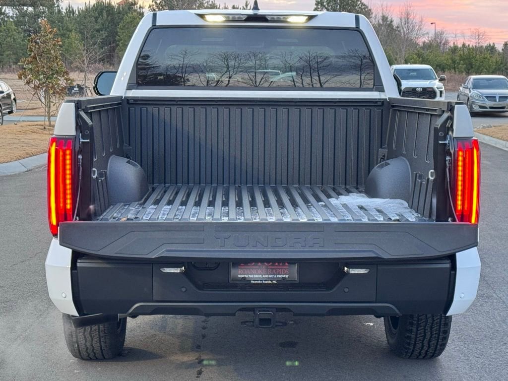 2026 Toyota Tundra SR5 - Photo 22