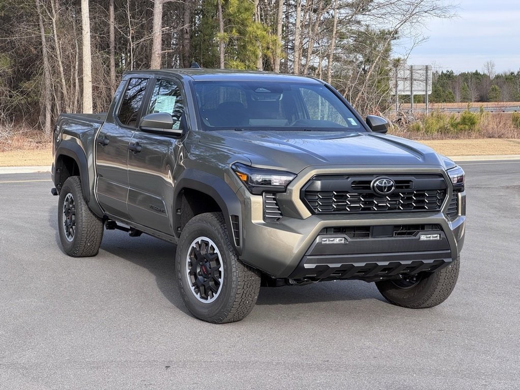 2025 Toyota Tacoma TRD Off Road's photo