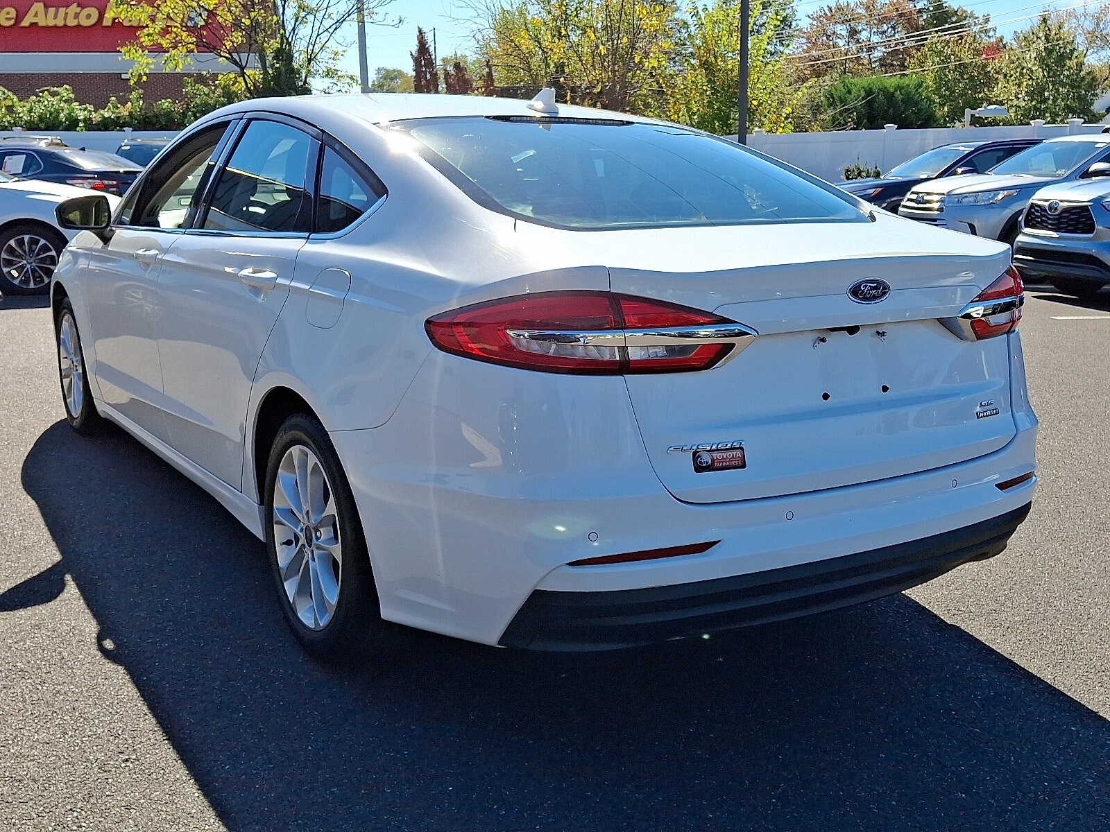 2020 Ford Fusion Hybrid SE photo 4