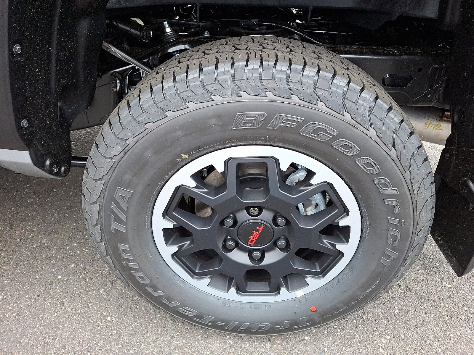 2025 Toyota Tacoma TRD Off Road - Photo 5