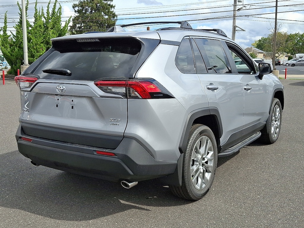 New 2025 Toyota RAV4 XLE Premium XLE PREM AWD SUV