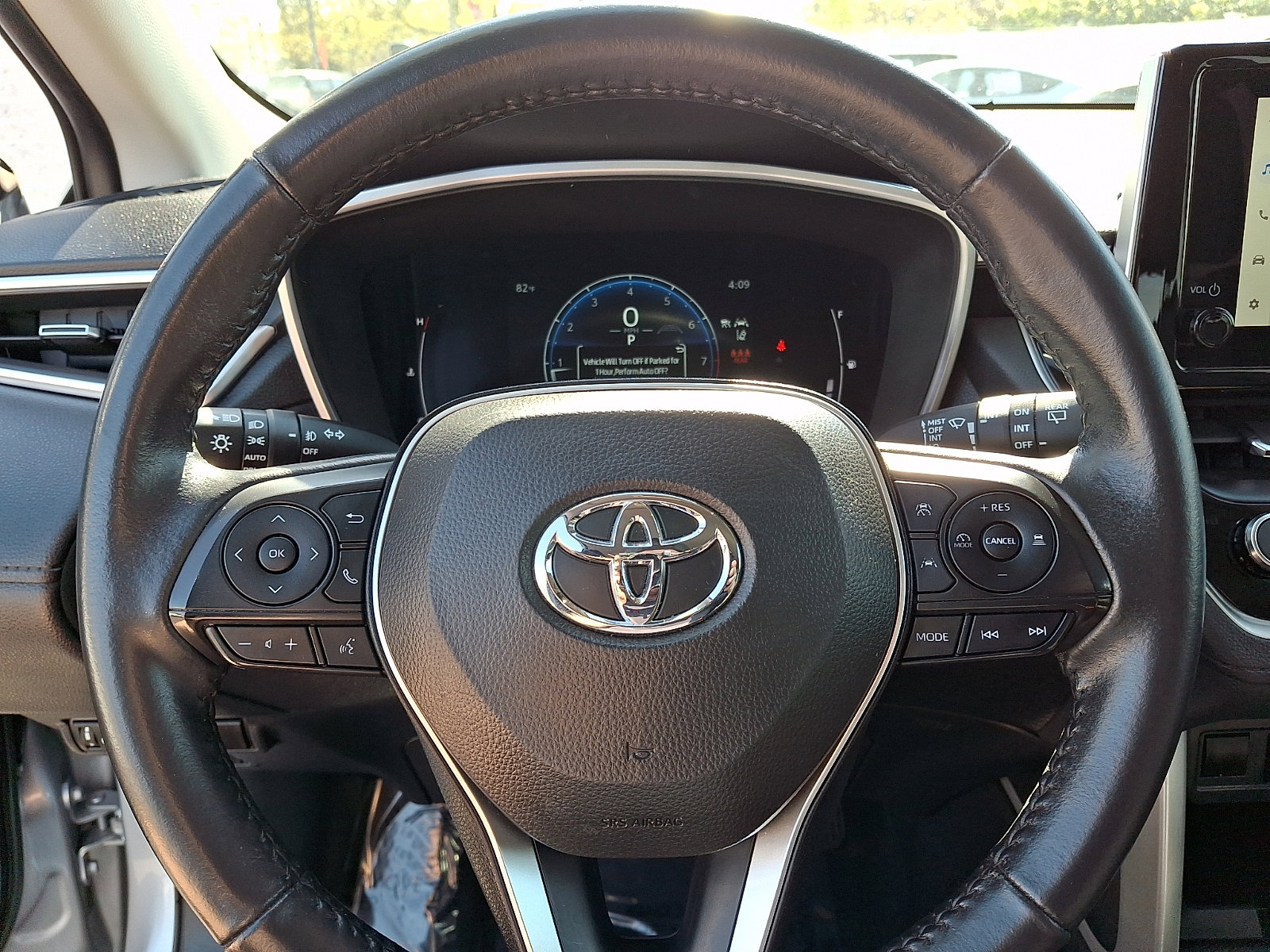 2024 Toyota Corolla Cross XLE - Photo 22