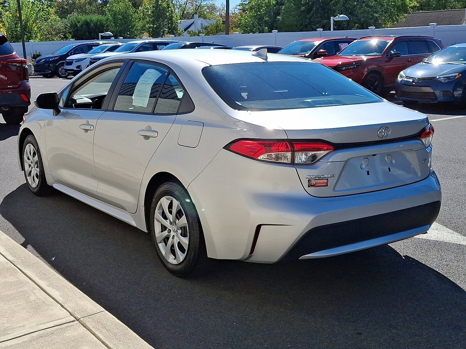 2020 Toyota Corolla LE photo 4
