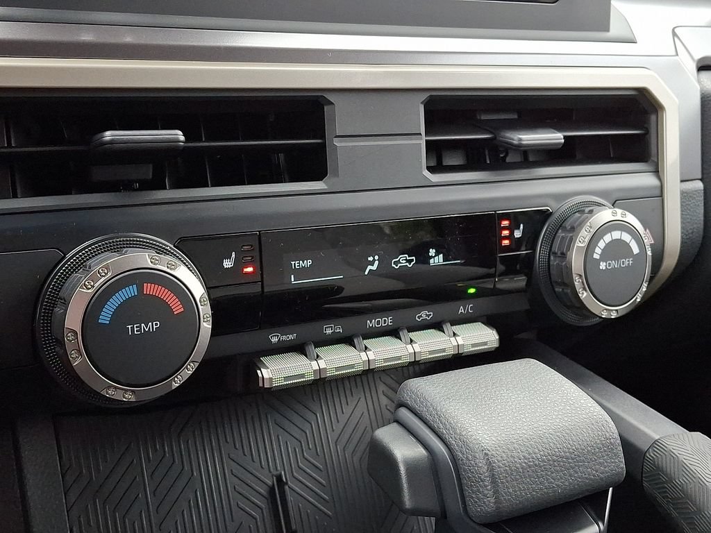 2026 Toyota Tacoma SR5 - Photo 9